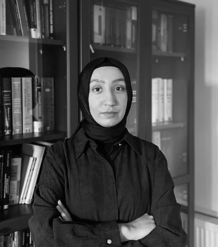 Esra Albay
